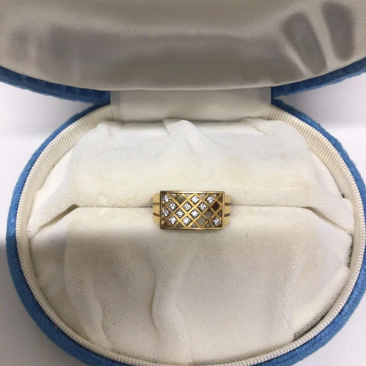 名古屋で指輪、宝石買取なら当店で！！。