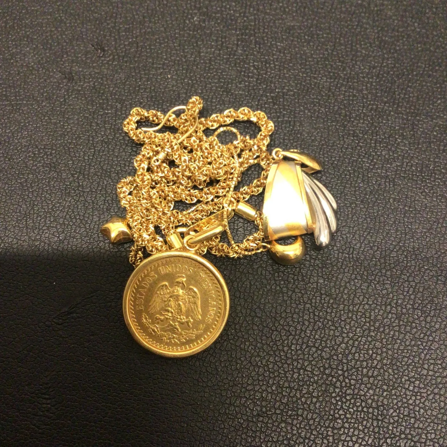 名古屋で指輪、宝石買取なら当店で！！。