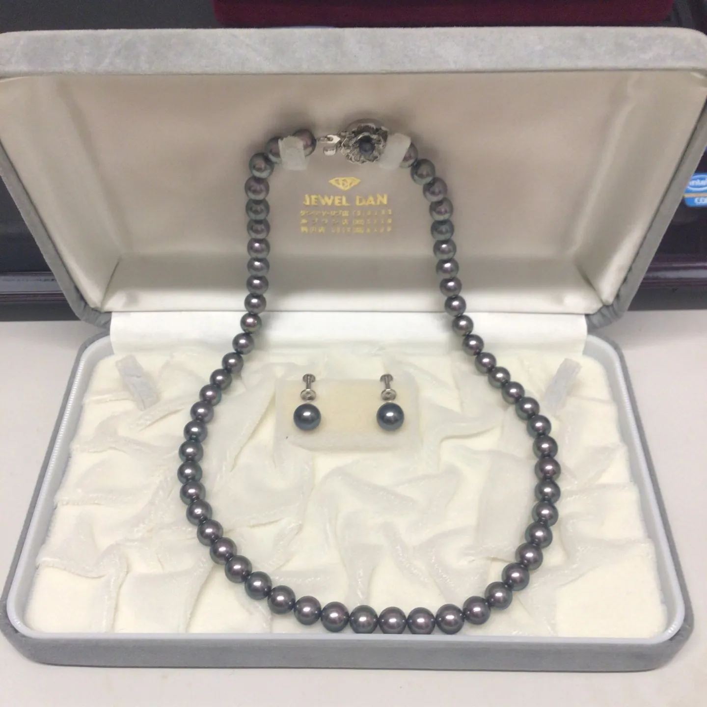 名古屋で指輪、宝石買取なら当店で！！。