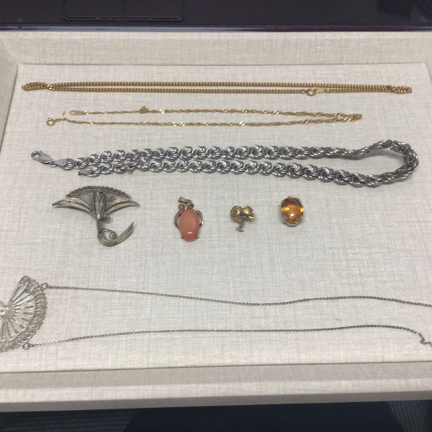 名古屋で指輪、宝石買取なら当店で！！。