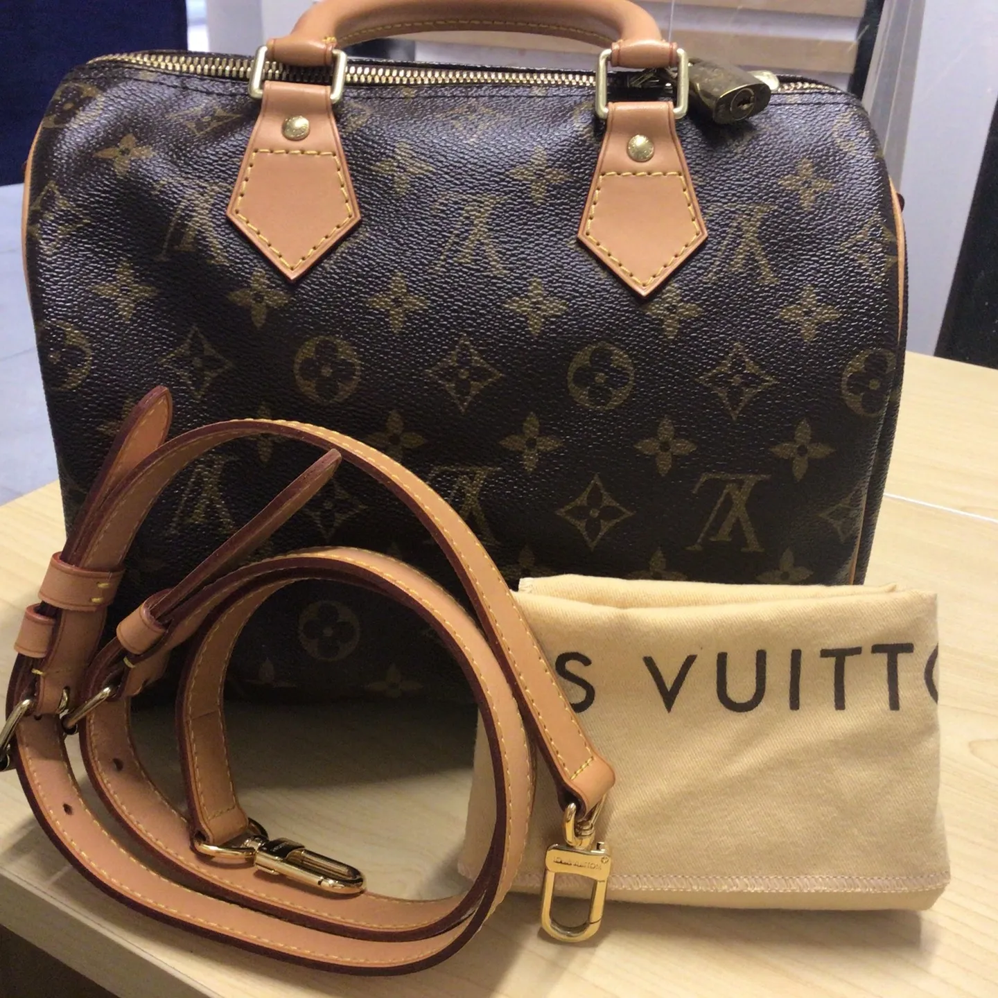 名古屋で指輪、宝石買取なら当店で！！。