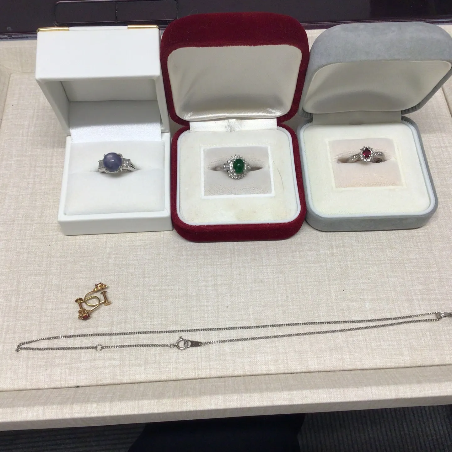 名古屋で指輪、宝石買取なら当店で！！。