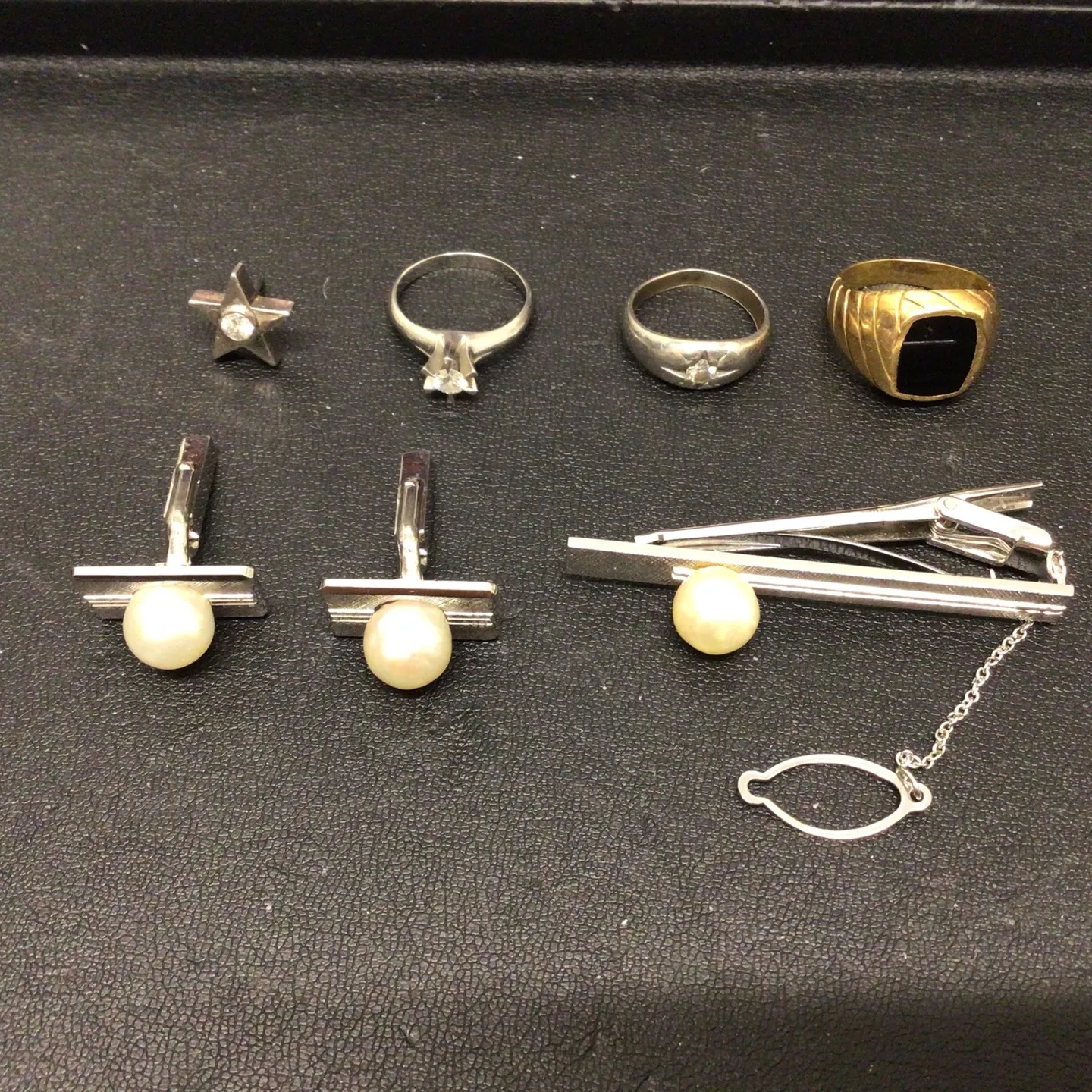 名古屋で指輪、宝石買取なら当店で！！。